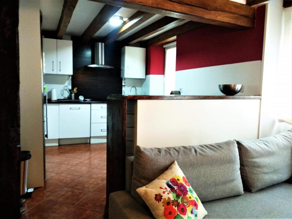 Casa Rural Madera Y Sal Салинас-де-Аньяна Экстерьер фото